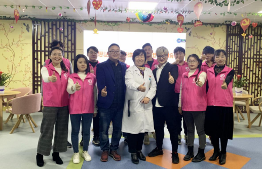 擇思達(dá)斯走進(jìn)揚(yáng)子敬老院開展經(jīng)顱磁康復(fù)應(yīng)用專題培訓(xùn)